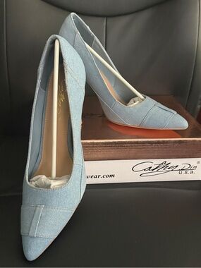 Cathy Din USA Light Denim Pointed Toe Pumps — Women